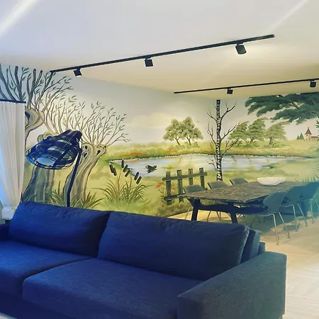 Modern In With Garden *